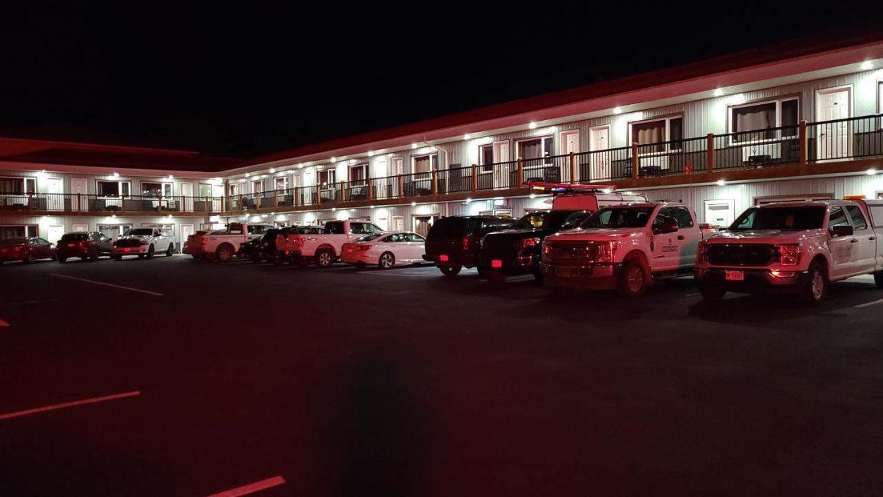 Outdoorsman Motel Вава Экстерьер фото