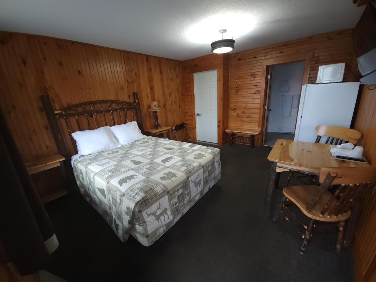 Outdoorsman Motel Вава Экстерьер фото